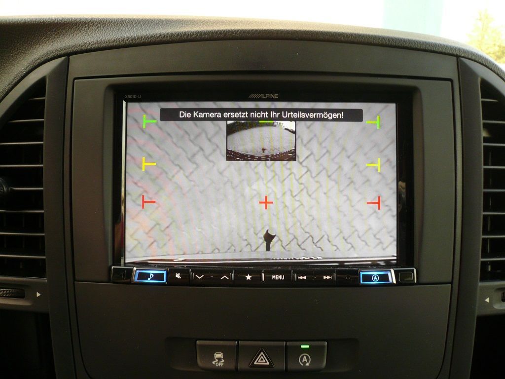 Alpine X801D-U Navigation mit 8zoll Display HCE-C2100RD Multiview Rückfahrkamera im MB Vito nachgerüstet