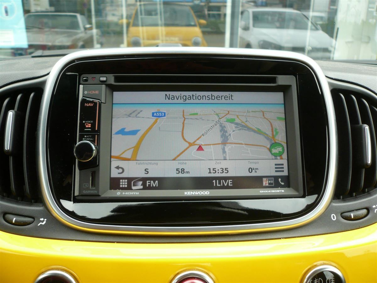 Wir haben im Fiat 500 Abarth Modell 2018 das Kenwood Navi DNX4180BTS nachgerüstet und die werkseitige Lenkradfernbedienung adaptiert.