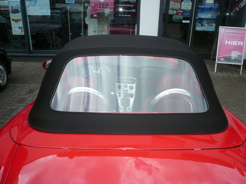 Fiat Barchetta , Verdeckbezug Sonnenland Stoff schwarz geliefert und montiert.