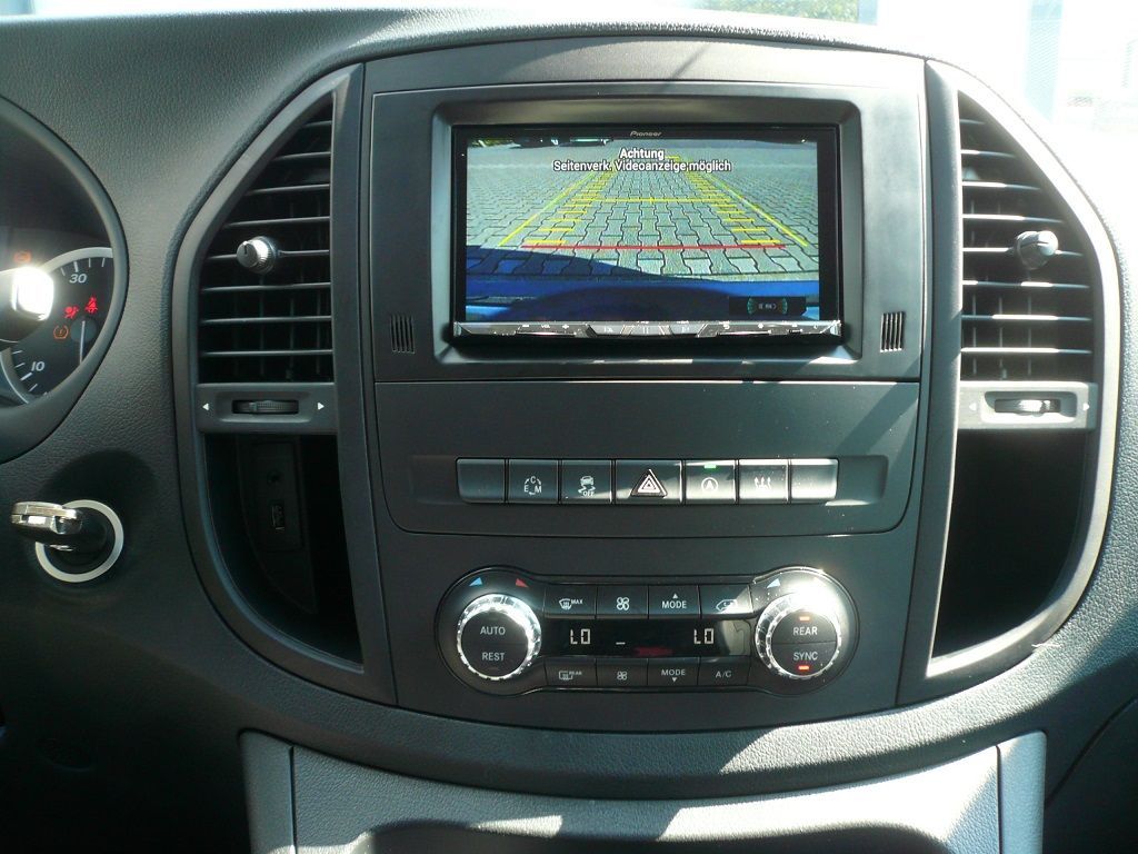 Pioneer AVIC-Z930DAB 7