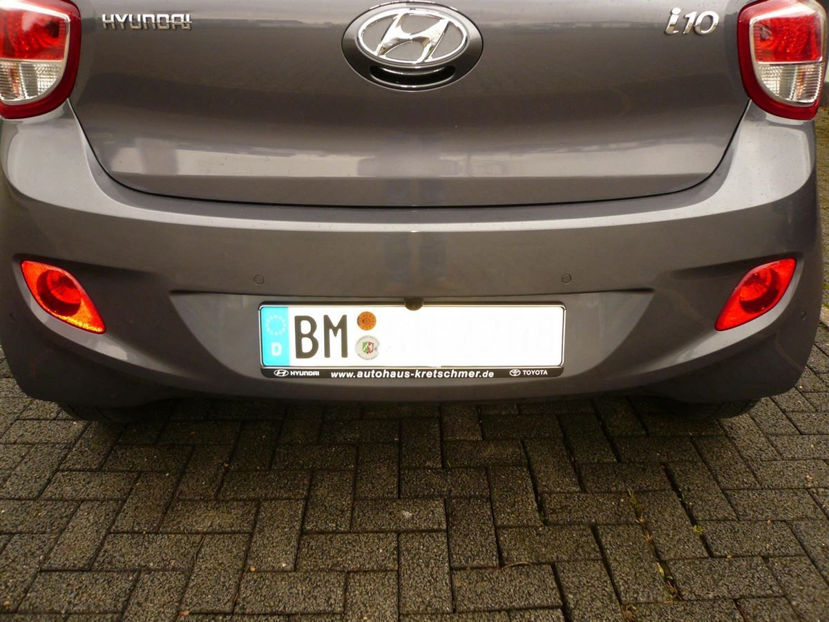 Pioneer AVIC-F980BT inkl. Pioneer Rückfahrkamera im Hyundai i10 nachgerüstet.