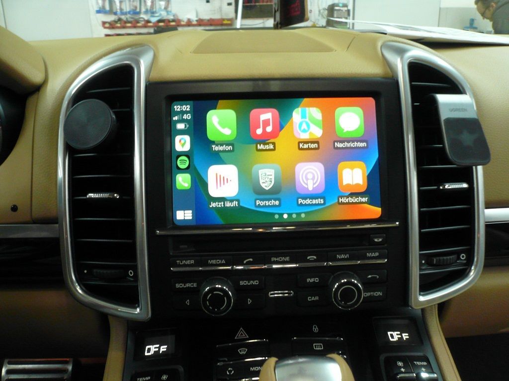 Integration von Apple CarPlay und Android Auto in ihr werkseitig verbautes PCM3.1 Navigations System