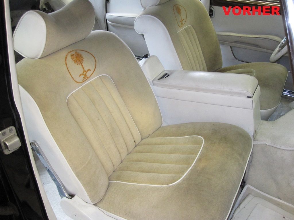 Mercedes Pullmann schwarz. Komplette Innenausstattung in Leder, Himmel in gelochtem Kunstleder, Teppichgarnitur neu angefertigt und montiert.