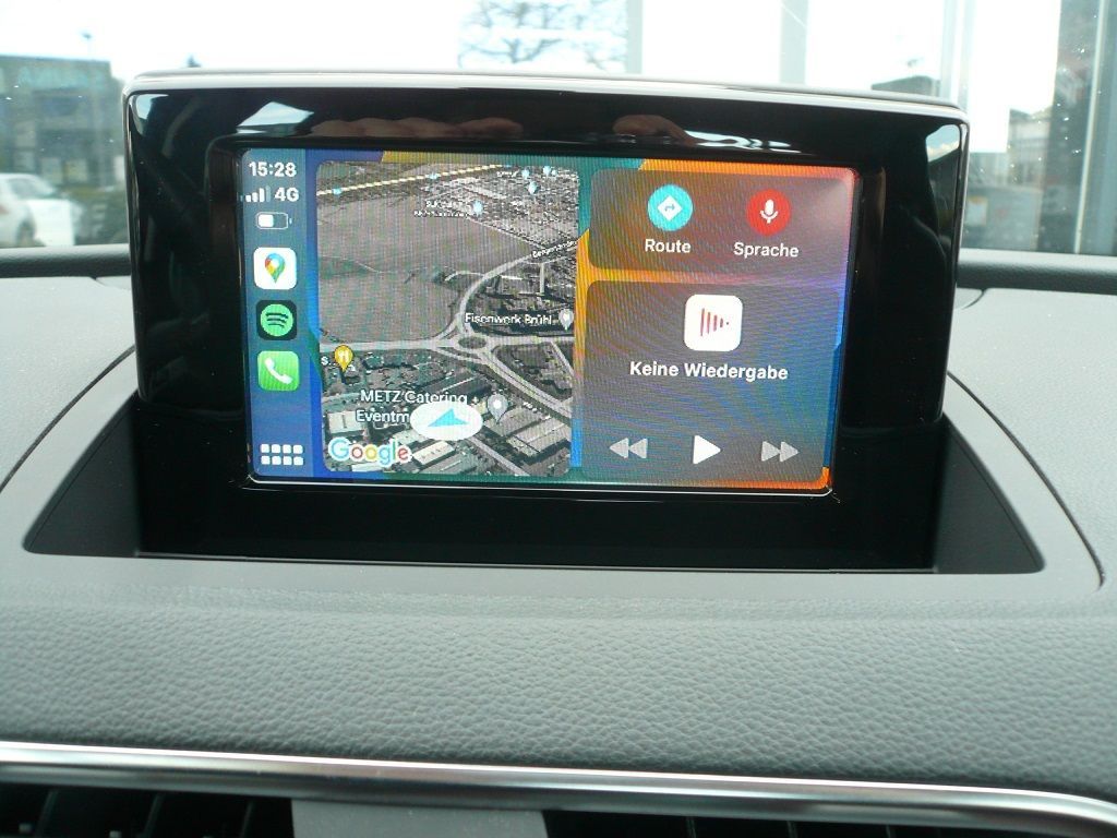 Smartphone Integration von Apple CarPlay und Android Auto wireless in ihr werkseitig verbautes MMI Navigations System von Audi.