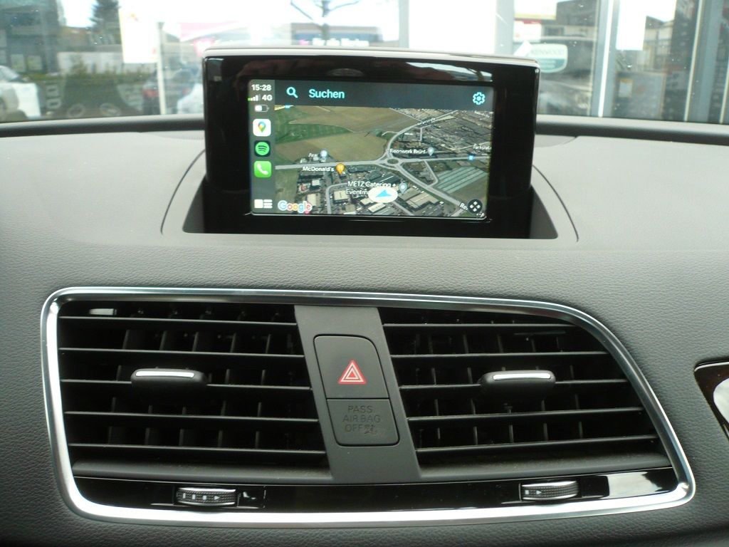 Smartphone Integration von Apple CarPlay und Android Auto wireless in ihr werkseitig verbautes MMI Navigations System von Audi.