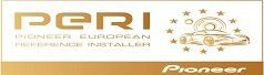 Das Logo eines europäischen Pionier-Referenzinstallateurs mit der Abbildung eines Autos darauf.