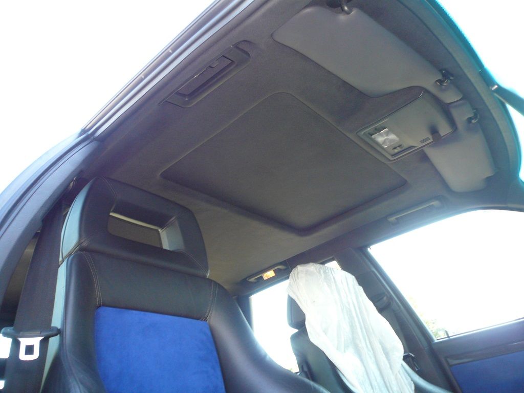 Audi RS2 Himmel inkl. Schiebedachverkleidung im Original Audi Himmelstoff neu bezogen.