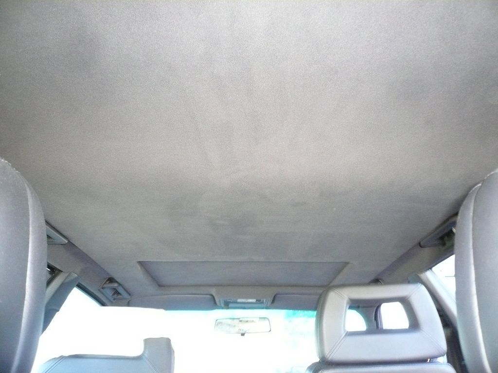 Audi RS2 Himmel inkl. Schiebedachverkleidung im Original Audi Himmelstoff neu bezogen.