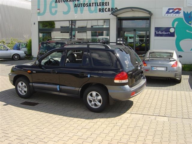 Hyundai SantaFee Innenausstattung in Leder neu angefertigt und montiert.