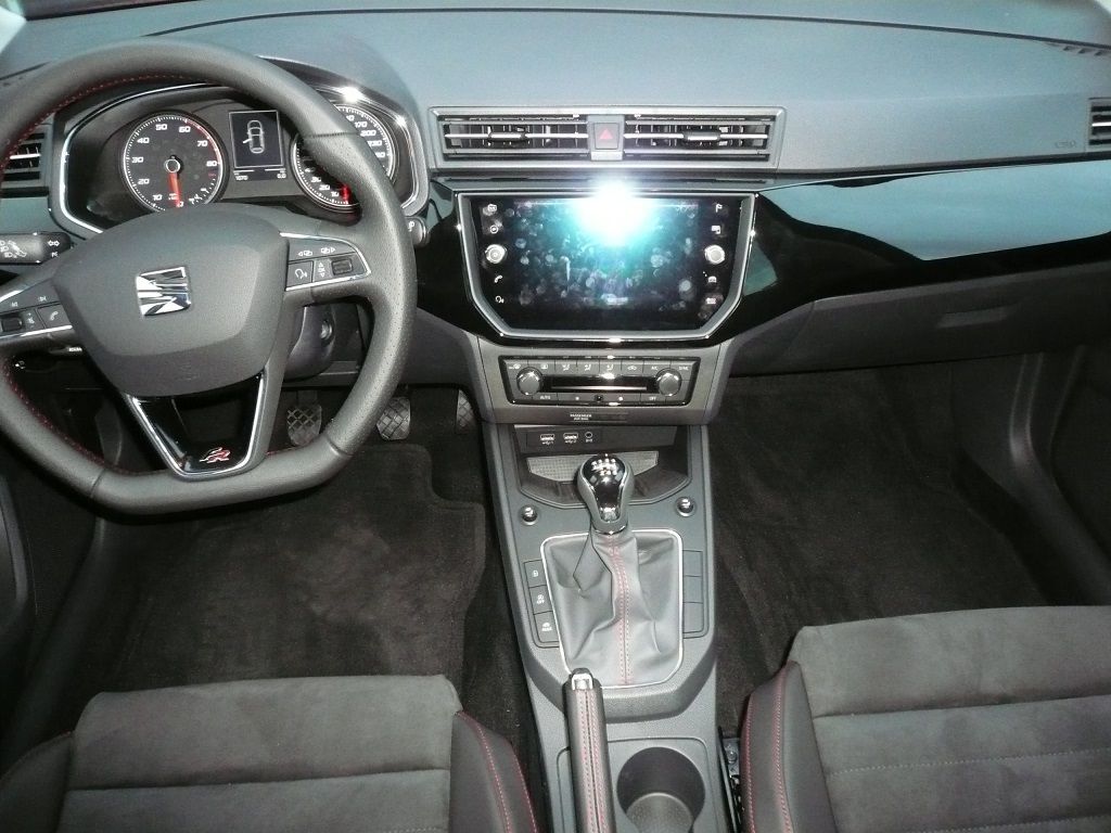 2-stufige Carbonsitzheizung im Seat Ibiza nachgerüstet.