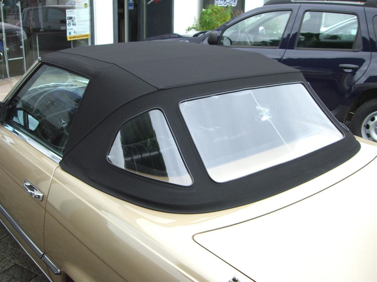 Mercedes SL 107er, Verdeckbezug in Sonnenland Stoff schwarz geliefert und montiert.
