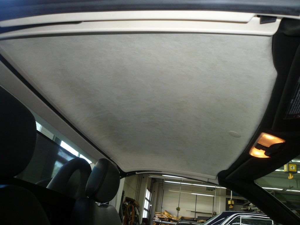 Mercedes SLK (R170) Himmel in Alcantara neu bezogen.