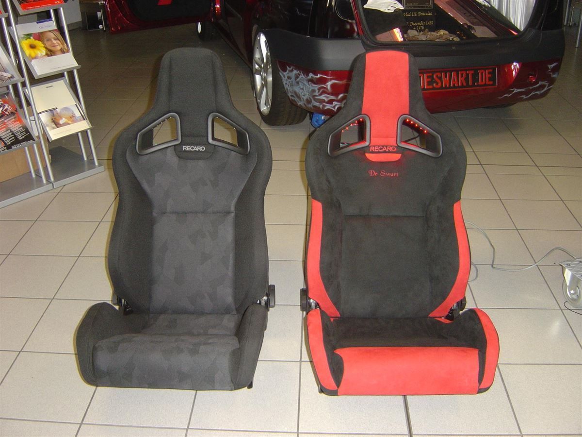 Recaro Sportster CS in Alcantara schwarz/rot neu bezogen