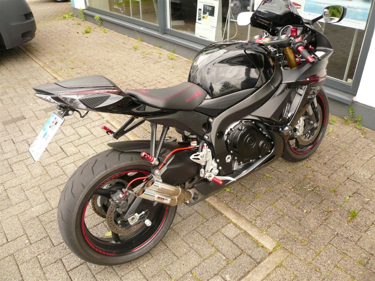 Sitzbank in Leder neu bezogen.