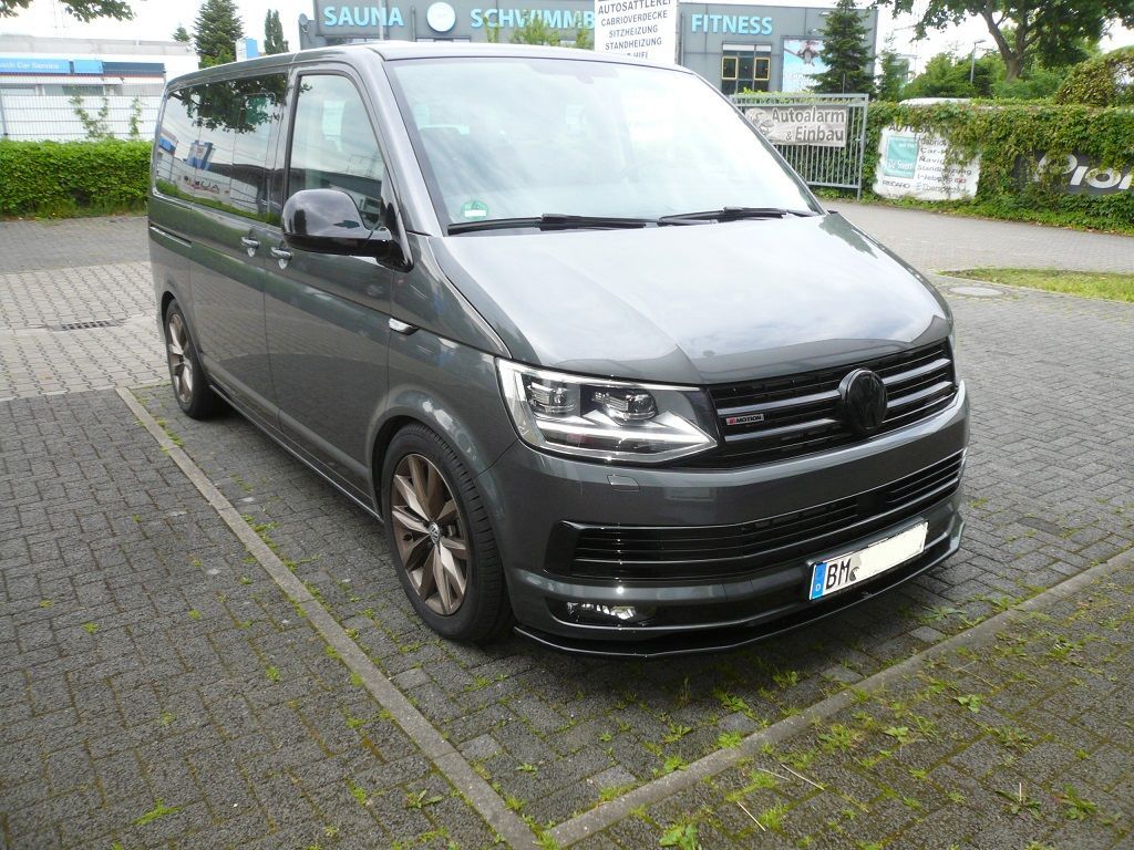 Kenwood DMX802DABS und Rückfahrkamera im VW T5 Bus nachgerüstet.