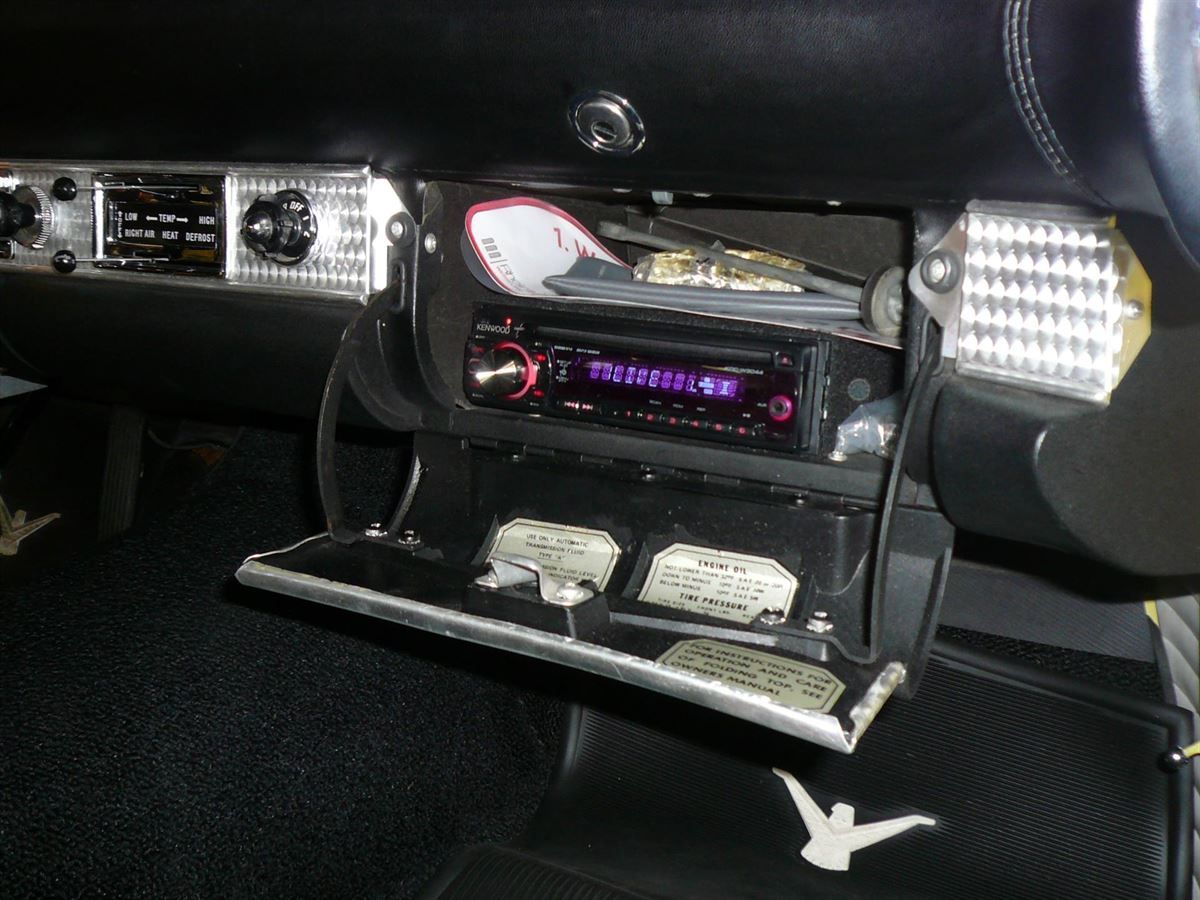 Radio & Lautsprecher nachgerüstet.