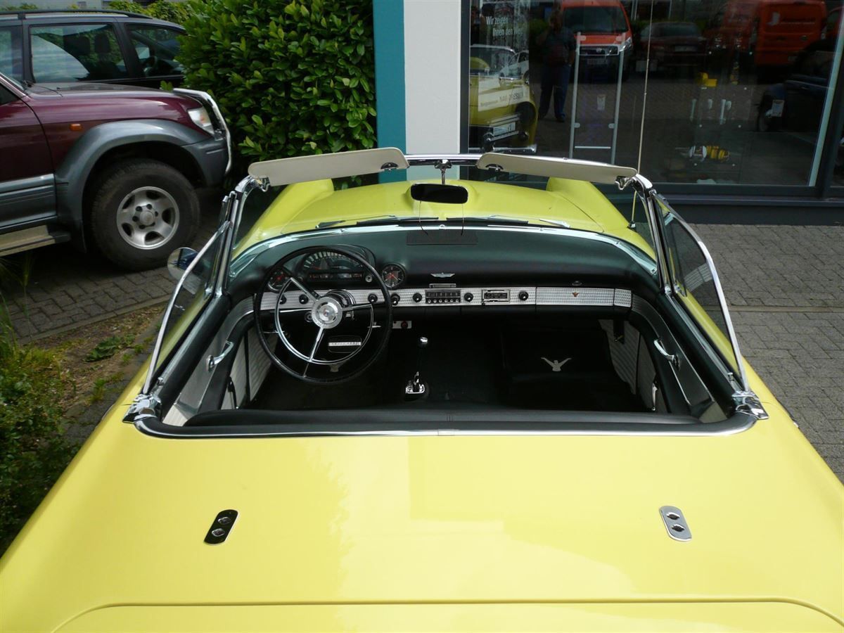 Radio & Lautsprecher nachgerüstet.