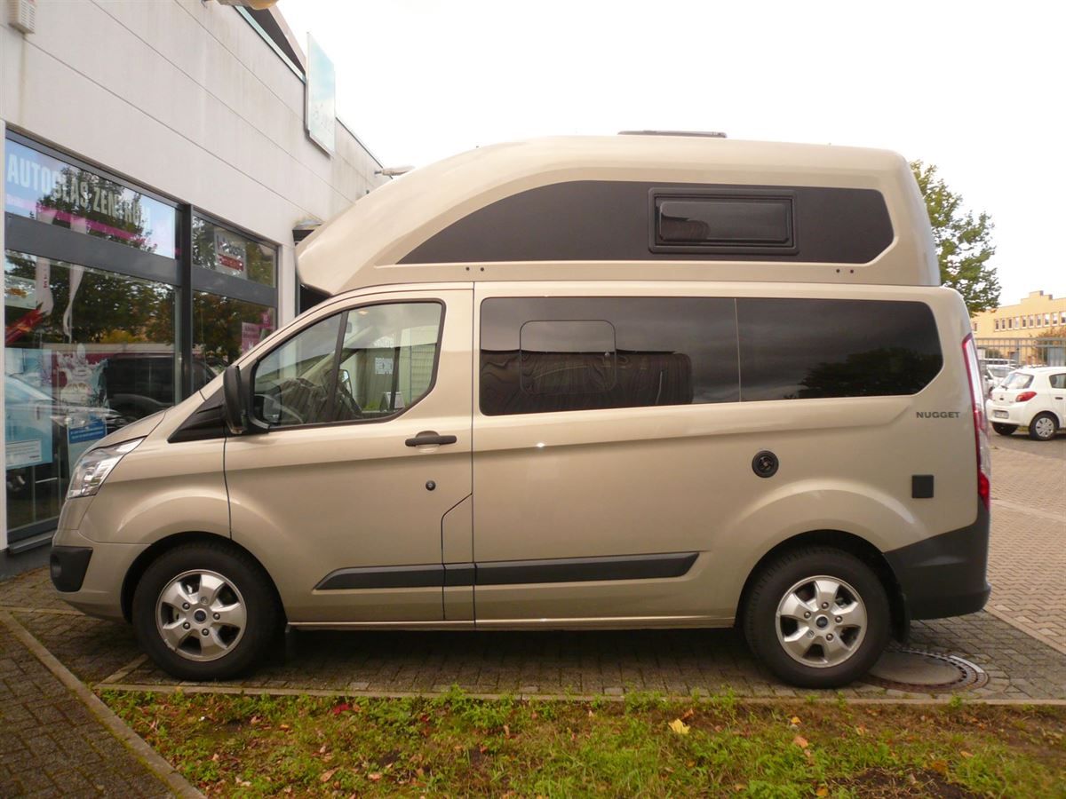 Kenwood Navigation und Rückfahrkamera nachgerüstet.