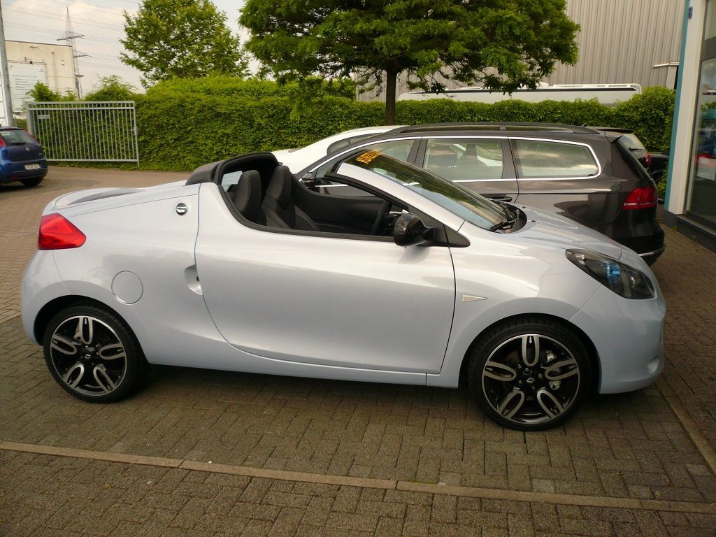 2-stufige Carbon Sitzheizung im Renault Wind nachgerüstet.