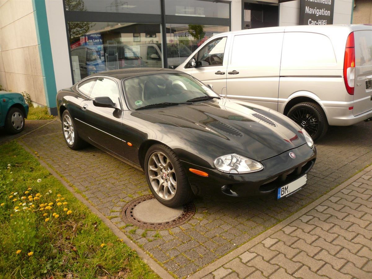 Jaguar XKR Himmel in Alcantara neu bezogen.