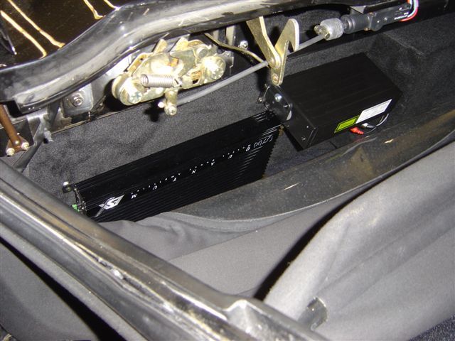 Alfa Zagato Musikanlage montiert