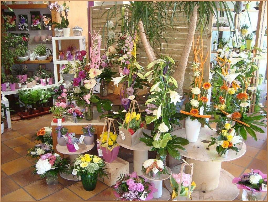 Boutique de fleurs décorée en rose