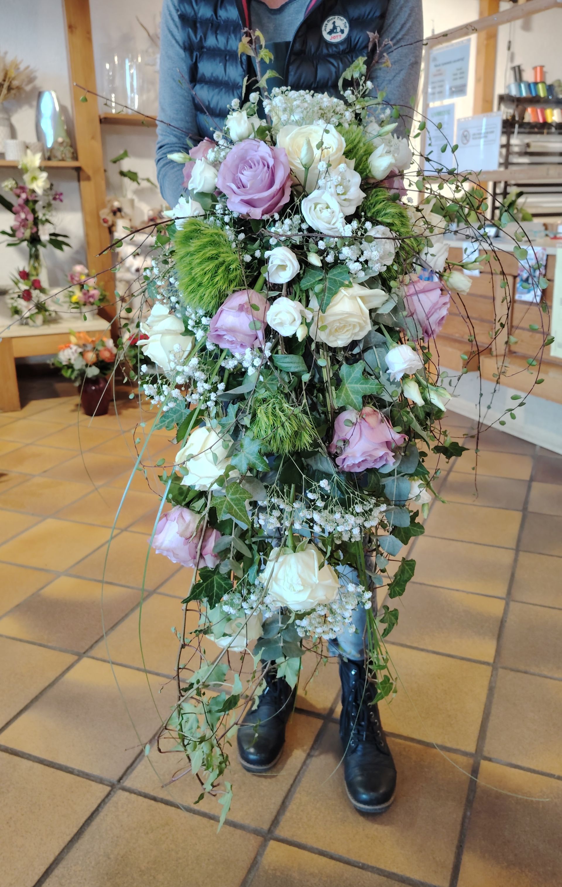 Décoration florale dans une église
