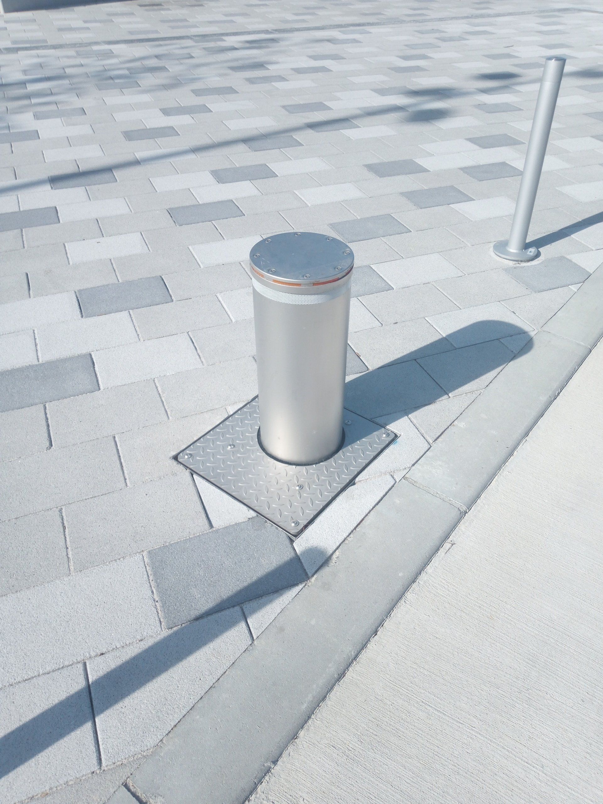 Plot circulation métallique