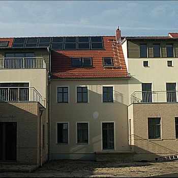 Dachdeckungs- und Dachklempnerarbeiten mit Solaranlage, Objekt: Mühlenstraße 10/11 in Werder/H.