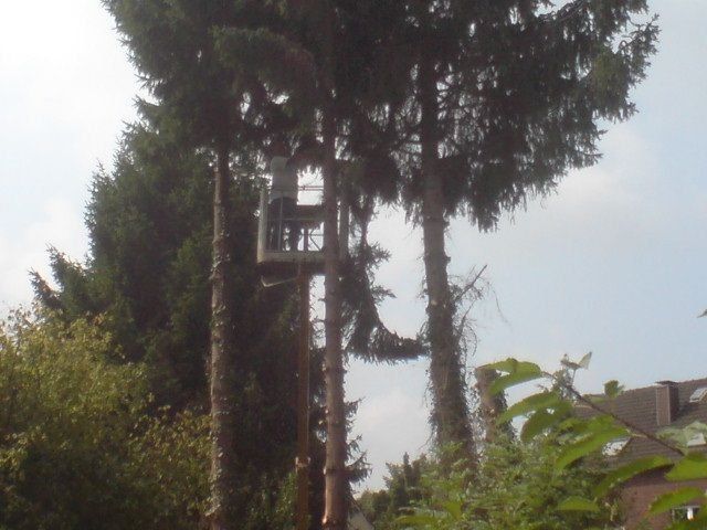 Aufastung vor der Füllung aus dem Hubsteiger