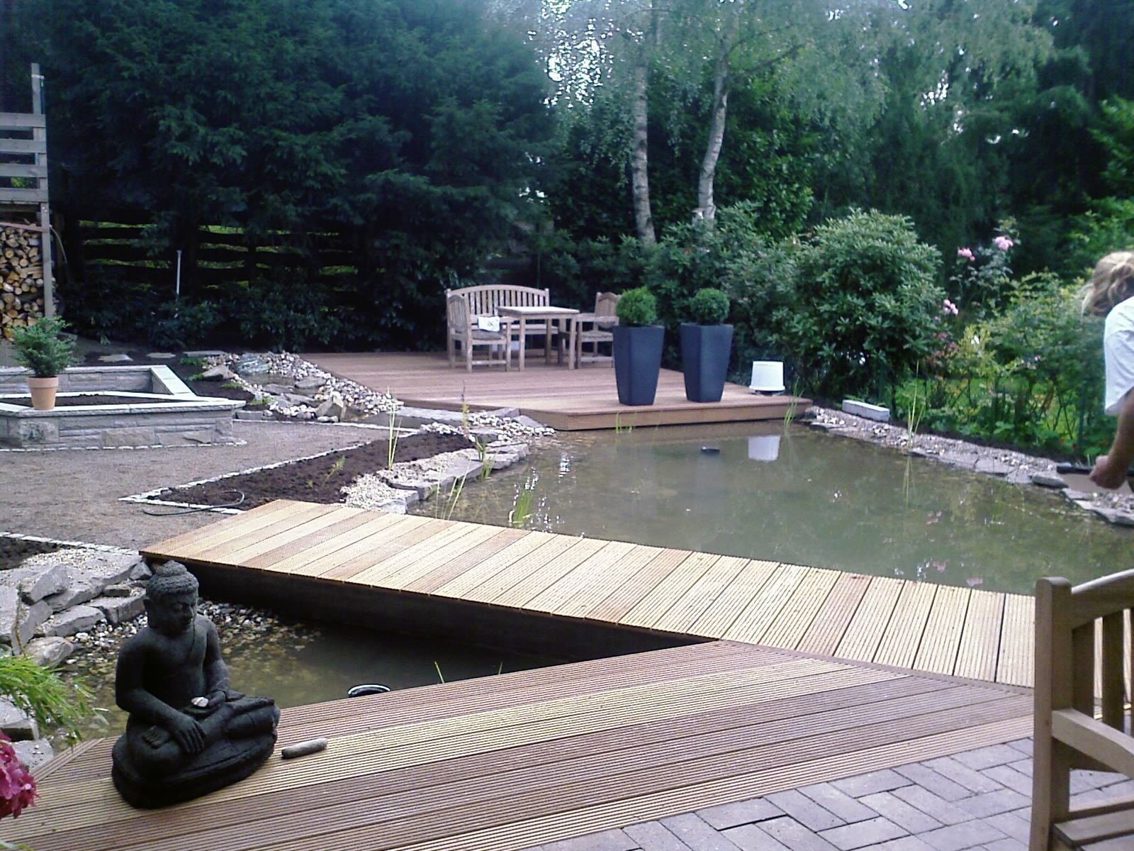 Garten- und Landschaftsbau Terrasse Garten Teich