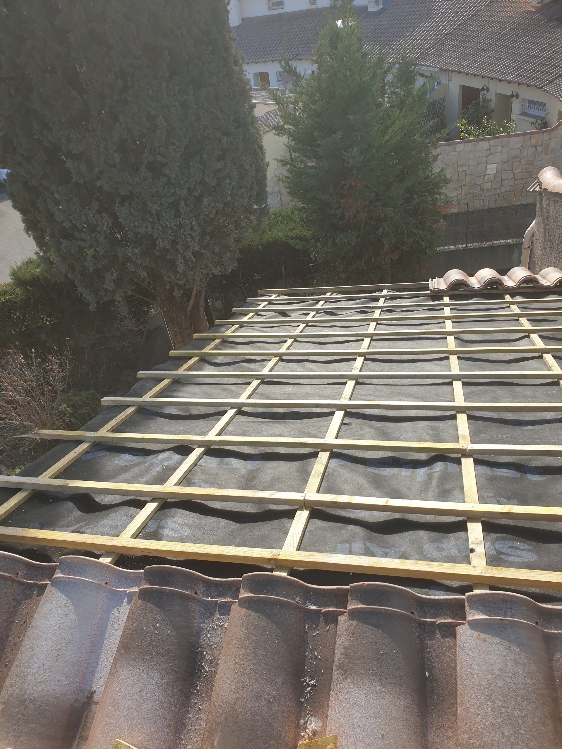 Préparation de la structure pour recevoir les tuiles