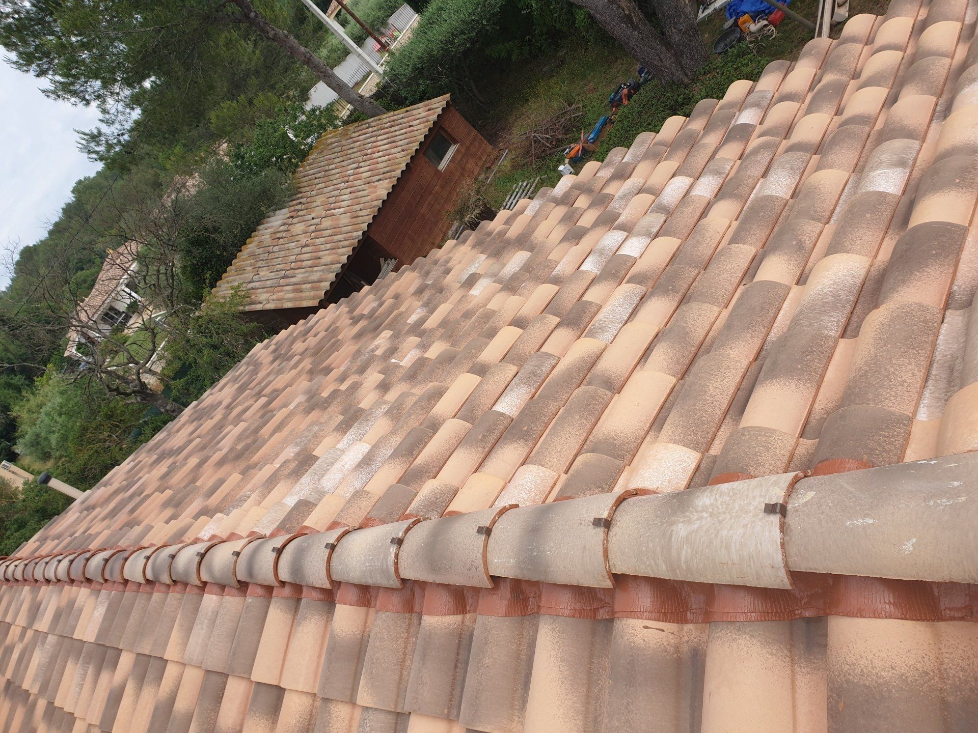 Toit totalement rénové avec la zinguerie