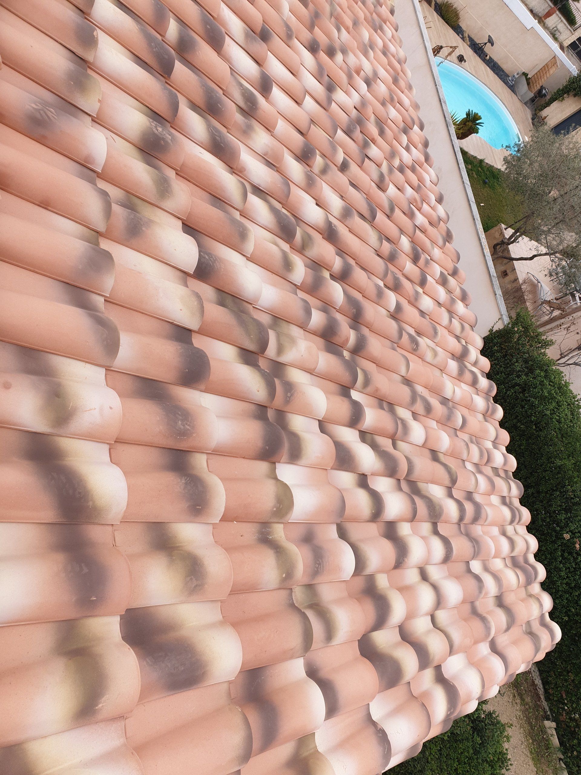 Coté de toit entièrement refait