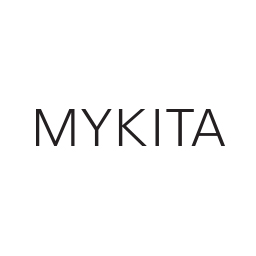 Ein Logo für ein Unternehmen namens Mykita auf weißem Hintergrund.