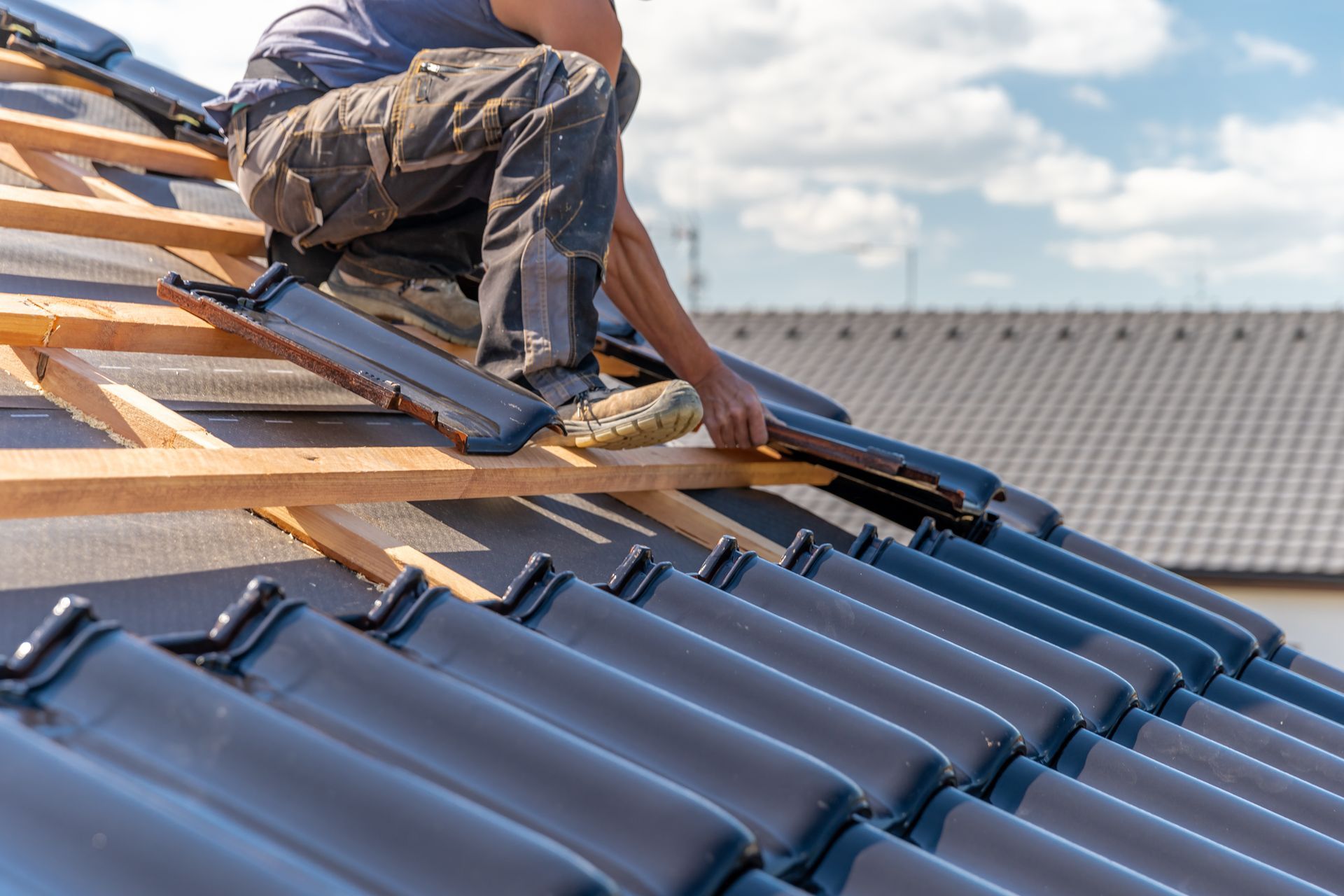 Travaux de toiture en tuiles