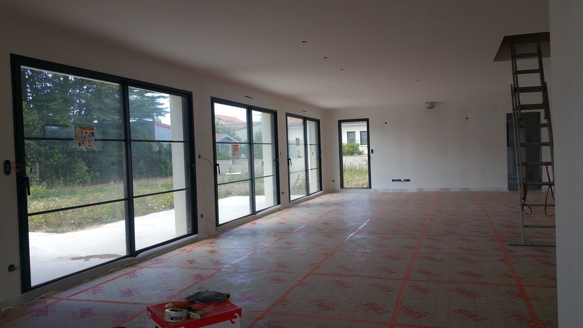 Préparation du sol pour la pose de revêtement