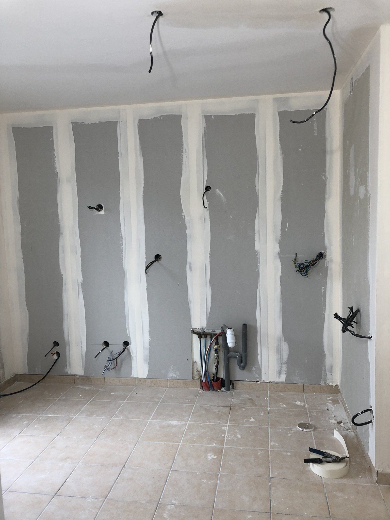 Pose de placo dans une cuisine