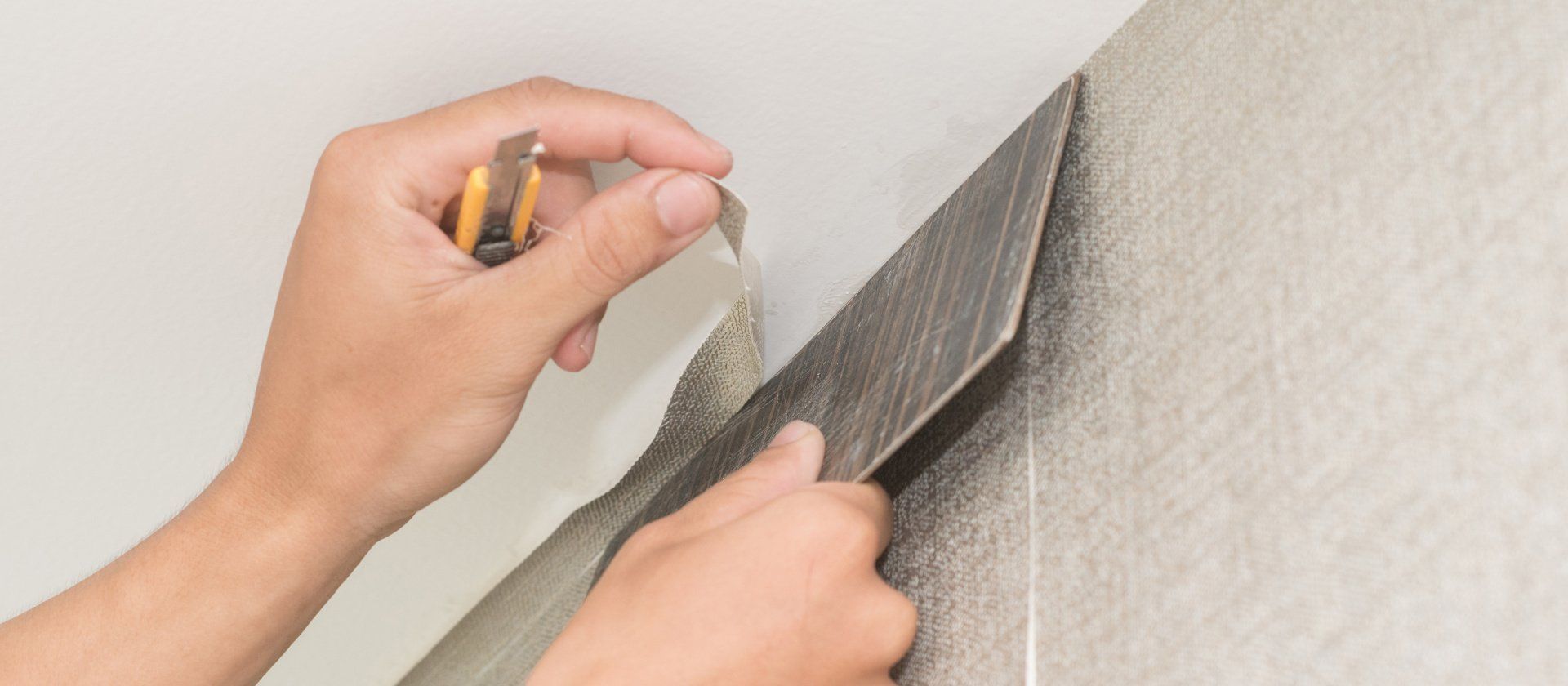 découpe de papier peint