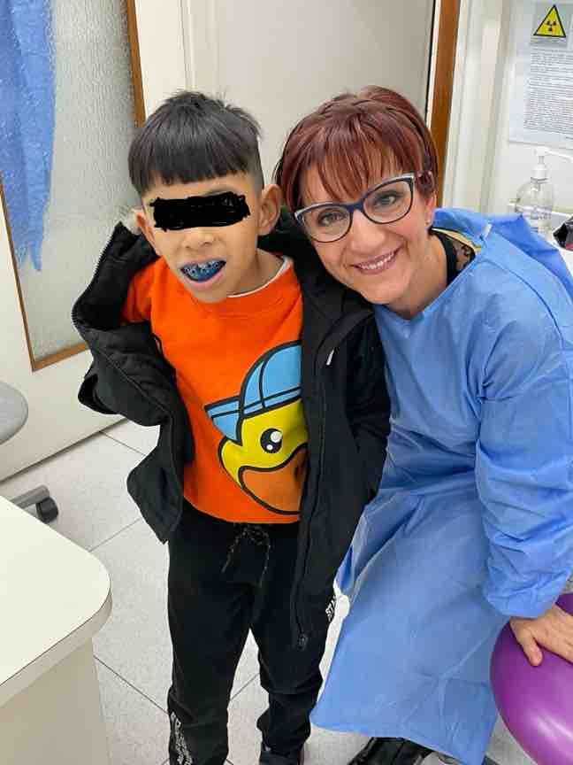Dentista con un bambino