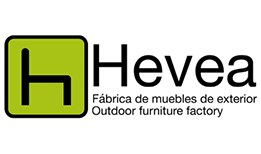 El logotipo de la fábrica de muebles de exterior Hevea es verde y negro.