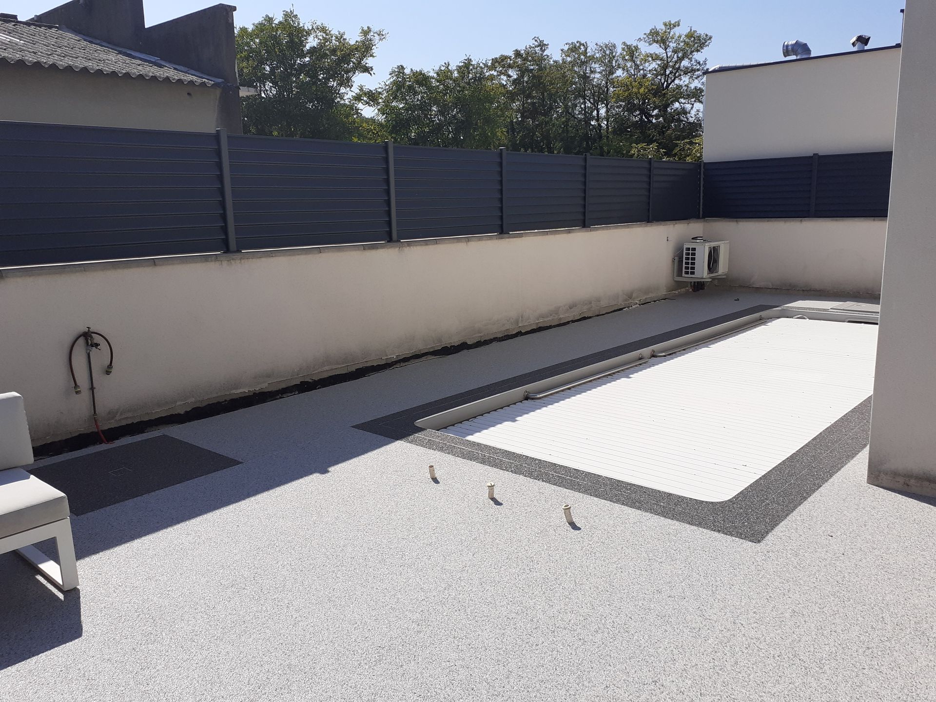 Revêtement de sol dans une allée de jardin