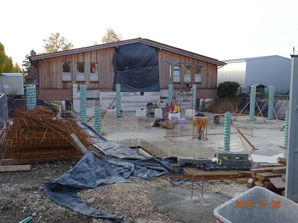 Ein Bild eines im Bau befindlichen Gebäudes aus dem Jahr 2013