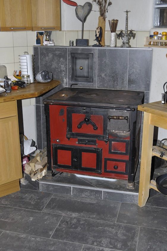 Holzerdeofen - Rüegg Ofenbau - Sternenberg