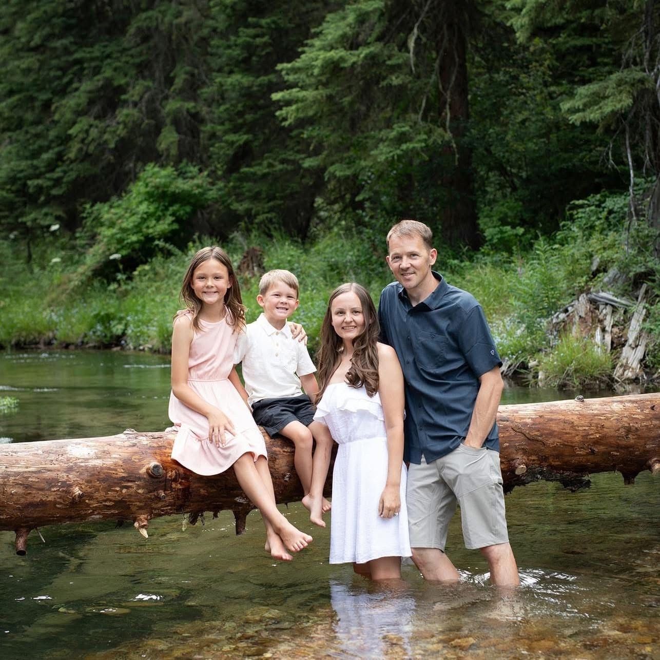 Meet the Deadwood Connections Team: Keri Johnson and her family