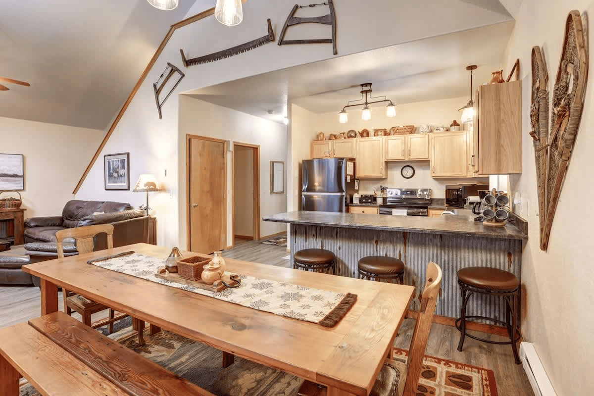 Spacious open kitchen and dining space at Lookout View Retreat