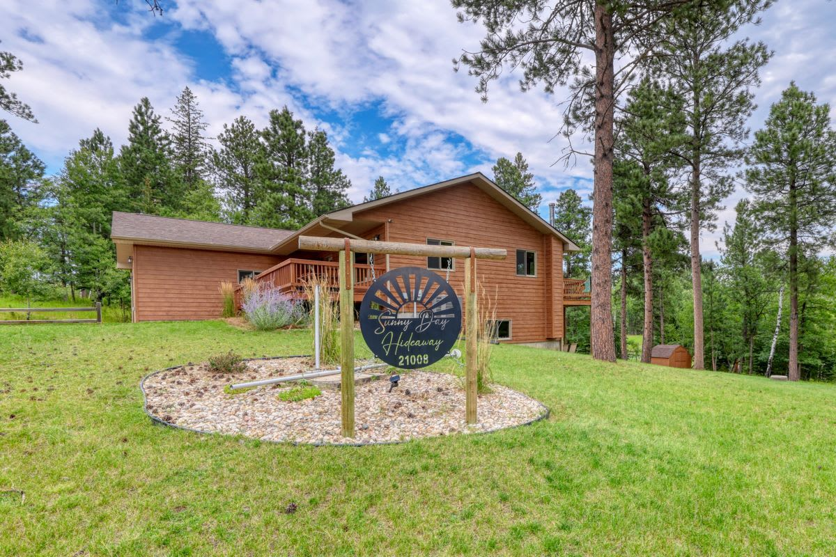 Sunny Days Hideaway in the Black Hills