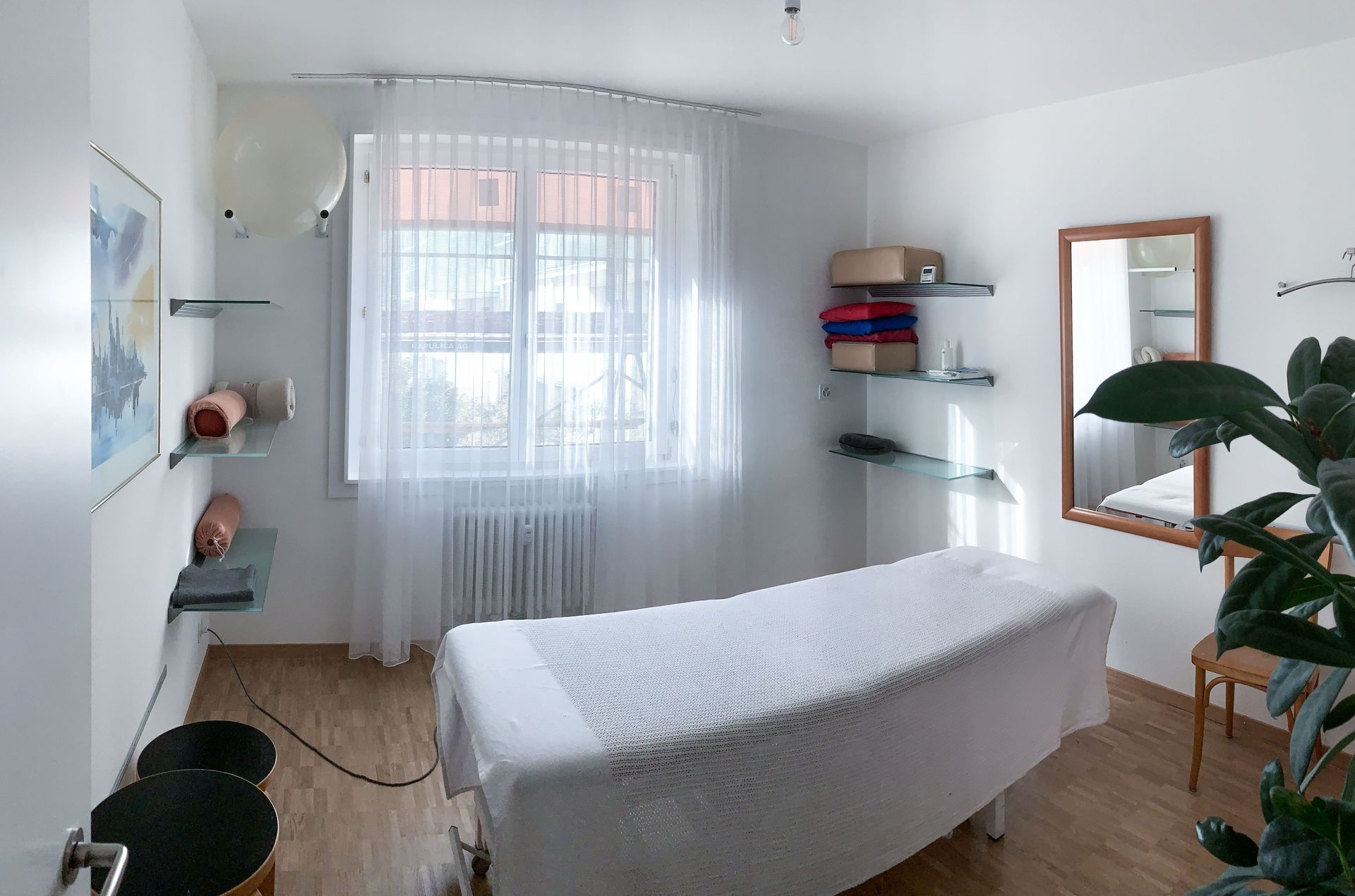 Zimmer Hinten Physio Hammer