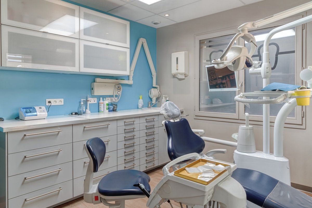 Équipements médicaux et rangements