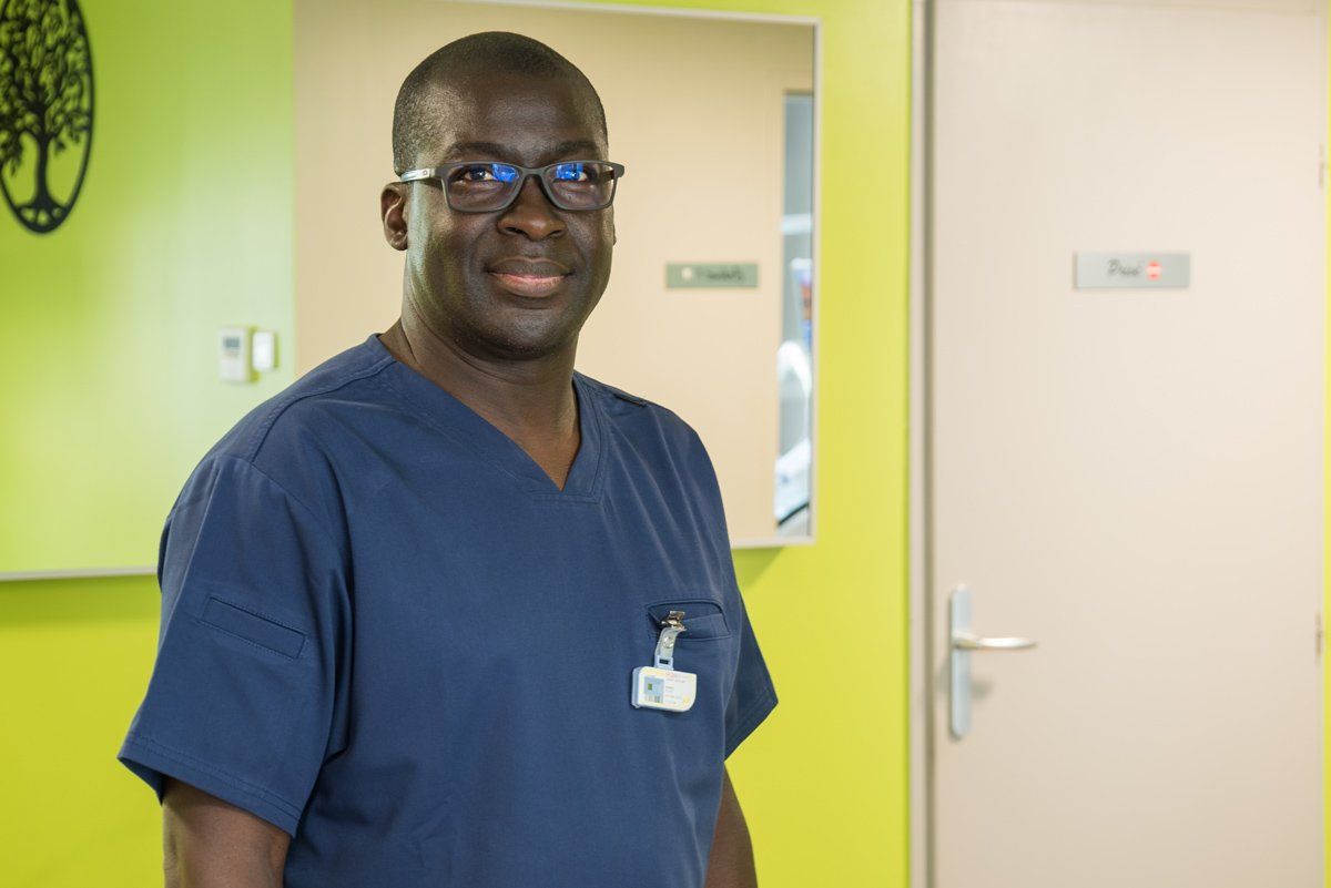 Chirurgien-dentiste Dr BARRO